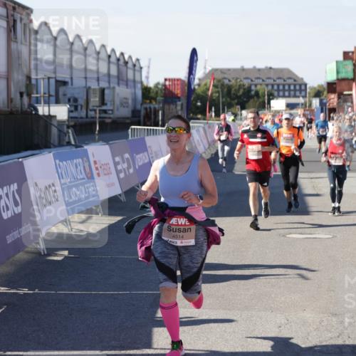 03.10.2025 - Köhlbrandbrückenlauf Jannik Wohlers http://msf.ph/oto/9055964 03.10.2025 13:10:38 Ziel 4386, 4429, 4488, 4514, 5229, 5383, 5410, 5689, 5738, 5753, 5889, 6024, 6177, 6269, 6273, 6294, 6779 meine-sportfotos.de
