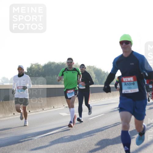 03.10.2025 - Köhlbrandbrückenlauf Jannik Wohlers http://msf.ph/oto/9055966 03.10.2025 09:13:01 Position 3 1050 meine-sportfotos.de