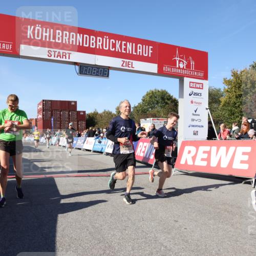 03.10.2025 - Köhlbrandbrückenlauf Lena Gebhardt http://msf.ph/oto/9055980 03.10.2025 13:08:03 Ziel 4107, 4184, 4357, 4395, 4639, 5959, 6022, 6163, 6244, 6348, 6409, 6635, 6696, 6752, 6774 meine-sportfotos.de
