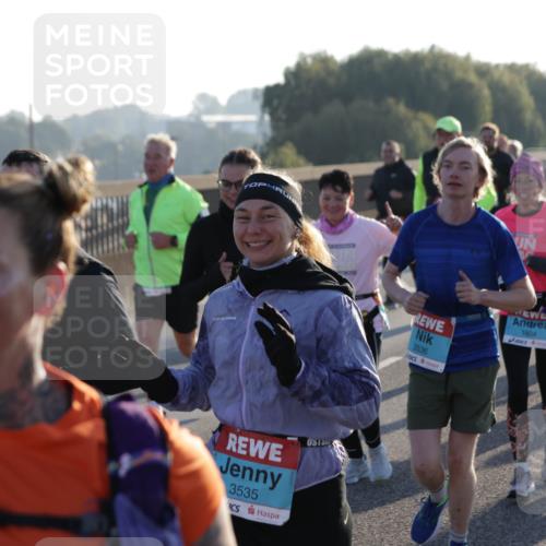 03.10.2025 - Köhlbrandbrückenlauf Jannik Wohlers http://msf.ph/oto/9056013 03.10.2025 09:20:47 Position 3 3536, 1804, 3535 meine-sportfotos.de