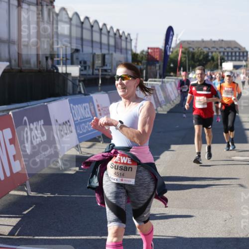 03.10.2025 - Köhlbrandbrückenlauf Jannik Wohlers http://msf.ph/oto/9056017 03.10.2025 13:10:39 Ziel 4081, 4386, 4429, 4488, 4514, 5229, 5383, 5410, 5689, 5738, 5753, 5889, 6024, 6177, 6269, 6273, 6779 meine-sportfotos.de