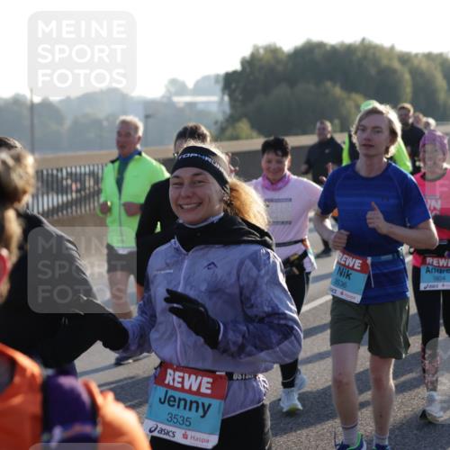 03.10.2025 - Köhlbrandbrückenlauf Jannik Wohlers http://msf.ph/oto/9056019 03.10.2025 09:20:47 Position 3 3535, 3536, 1804 meine-sportfotos.de
