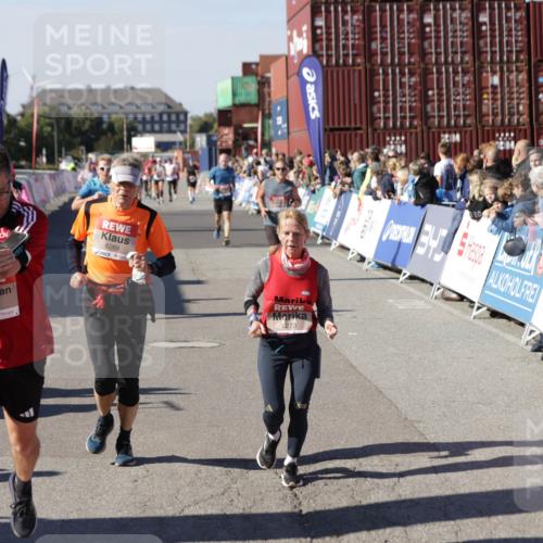 03.10.2025 - Köhlbrandbrückenlauf Jannik Wohlers http://msf.ph/oto/9056062 03.10.2025 13:10:41 Ziel 4081, 4386, 4488, 4514, 5229, 5383, 5410, 5689, 5738, 5753, 5889, 6024, 6177, 6269, 6273, 6779 meine-sportfotos.de