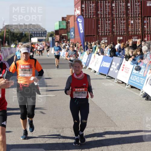 03.10.2025 - Köhlbrandbrückenlauf Jannik Wohlers http://msf.ph/oto/9056085 03.10.2025 13:10:42 Ziel 4081, 4386, 4412, 4488, 4514, 5229, 5383, 5410, 5738, 5753, 5889, 6177, 6269, 6273, 6779 meine-sportfotos.de