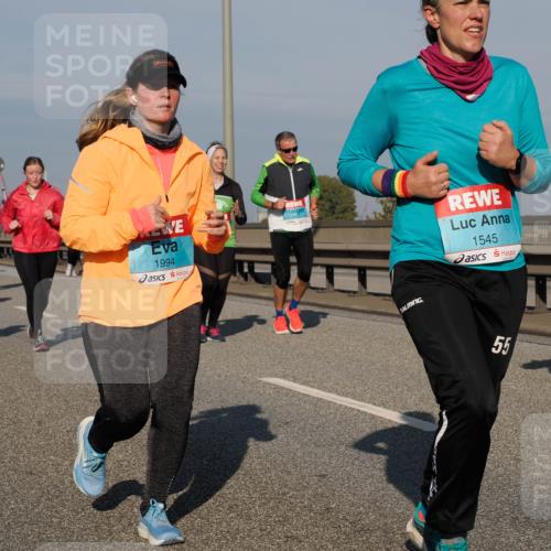 03.10.2025 - Köhlbrandbrückenlauf Fabian Wolf http://msf.ph/oto/9056116 03.10.2025 10:03:22 Position 3 1994, 1545, 555, 15 meine-sportfotos.de