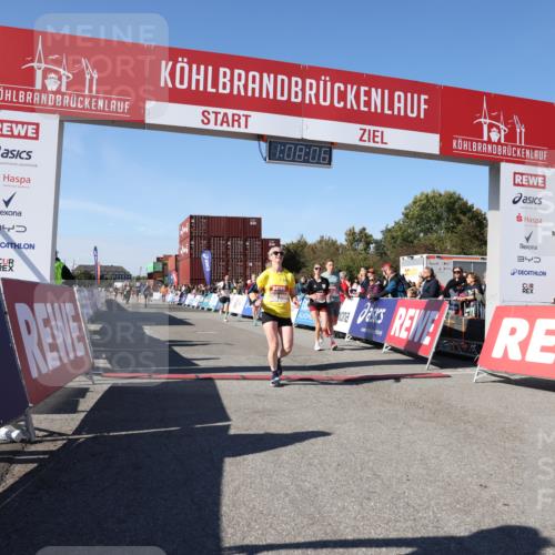 03.10.2025 - Köhlbrandbrückenlauf Lena Gebhardt http://msf.ph/oto/9056135 03.10.2025 13:08:07 Ziel 4107, 4184, 4357, 4395, 4409, 5959, 6022, 6348, 6635, 6752, 6774, 6824 meine-sportfotos.de