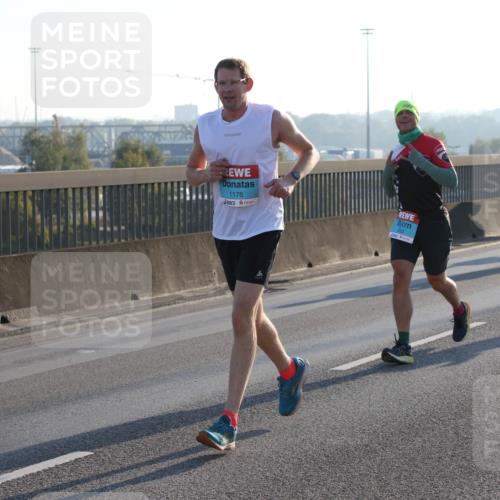 03.10.2025 - Köhlbrandbrückenlauf Lena Gebhardt http://msf.ph/oto/9056193 03.10.2025 09:17:22 Position 1 1176 meine-sportfotos.de