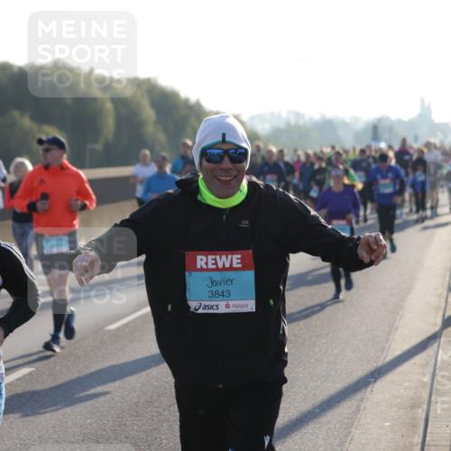 03.10.2025 - Köhlbrandbrückenlauf Jannik Wohlers http://msf.ph/oto/9056220 03.10.2025 09:20:51 Position 3 1820, 3843 meine-sportfotos.de