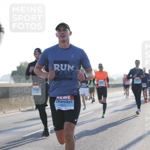 03.10.2025 - Köhlbrandbrückenlauf Jannik Wohlers http://msf.ph/oto/9056295 03.10.2025 09:13:09 Position 3 2024, 2831 meine-sportfotos.de