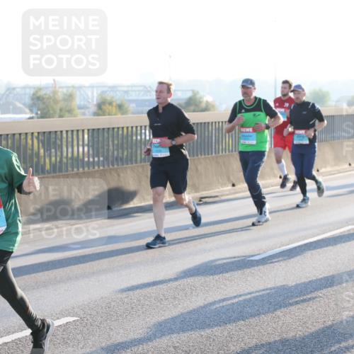 03.10.2025 - Köhlbrandbrückenlauf Lena Gebhardt http://msf.ph/oto/9056308 03.10.2025 09:17:25 Position 1 3498, 1239 meine-sportfotos.de