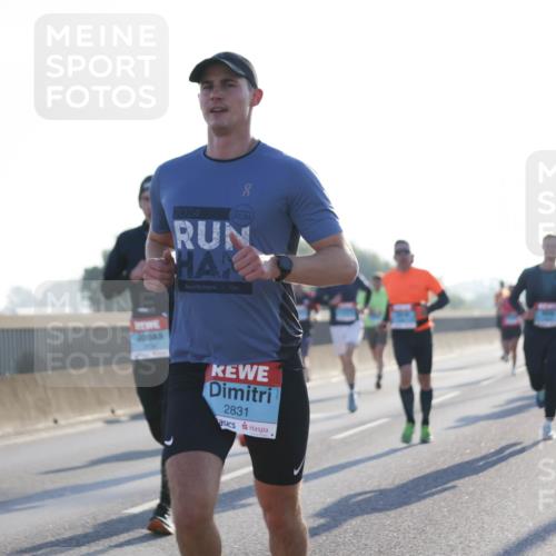 03.10.2025 - Köhlbrandbrückenlauf Jannik Wohlers http://msf.ph/oto/9056311 03.10.2025 09:13:09 Position 3 2024, 2831 meine-sportfotos.de