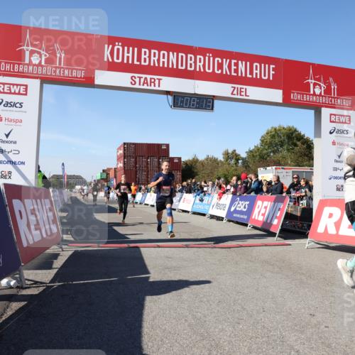 03.10.2025 - Köhlbrandbrückenlauf Lena Gebhardt http://msf.ph/oto/9056329 03.10.2025 13:08:13 Ziel 4107, 4307, 4357, 4409, 4768, 5243, 5994, 6635, 6752, 6774, 6824 meine-sportfotos.de