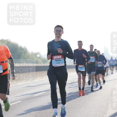 03.10.2025 - Köhlbrandbrückenlauf Jannik Wohlers http://msf.ph/oto/9056337 03.10.2025 09:13:10 Position 3 3266, 1027 meine-sportfotos.de