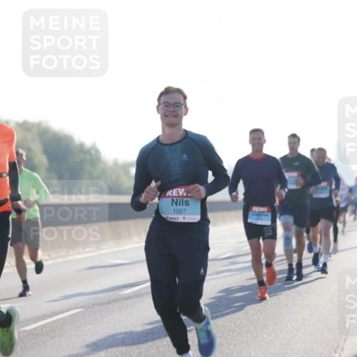 03.10.2025 - Köhlbrandbrückenlauf Jannik Wohlers http://msf.ph/oto/9056355 03.10.2025 09:13:10 Position 3 3266, 1027 meine-sportfotos.de