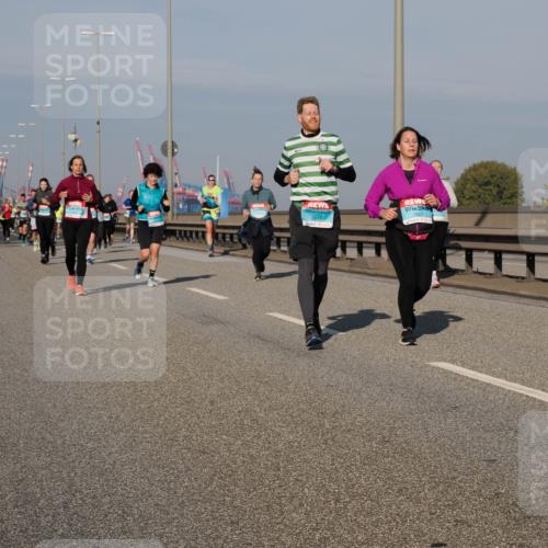 03.10.2025 - Köhlbrandbrückenlauf Fabian Wolf http://msf.ph/oto/9056361 03.10.2025 10:03:28 Position 3  meine-sportfotos.de