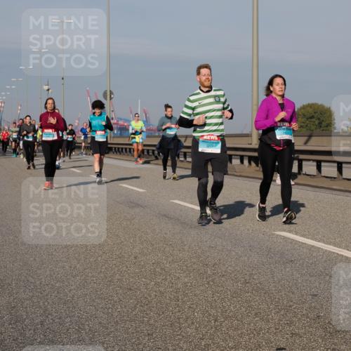 03.10.2025 - Köhlbrandbrückenlauf Fabian Wolf http://msf.ph/oto/9056374 03.10.2025 10:03:28 Position 3 3617, 2033 meine-sportfotos.de