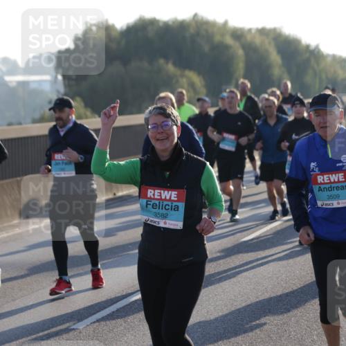 03.10.2025 - Köhlbrandbrückenlauf Jannik Wohlers http://msf.ph/oto/9056490 03.10.2025 09:20:58 Position 3 3582, 3509 meine-sportfotos.de