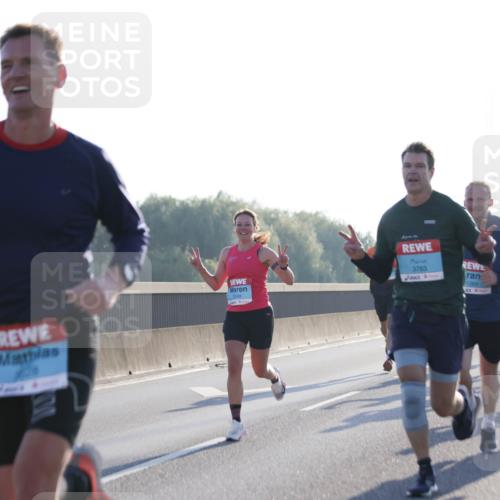 03.10.2025 - Köhlbrandbrückenlauf Jannik Wohlers http://msf.ph/oto/9056502 03.10.2025 09:13:14 Position 3 3249, 3763, 1265, 2024 meine-sportfotos.de