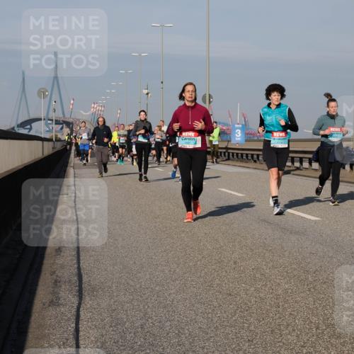 03.10.2025 - Köhlbrandbrückenlauf Fabian Wolf http://msf.ph/oto/9056504 03.10.2025 10:03:31 Position 3 1597, 2119 meine-sportfotos.de