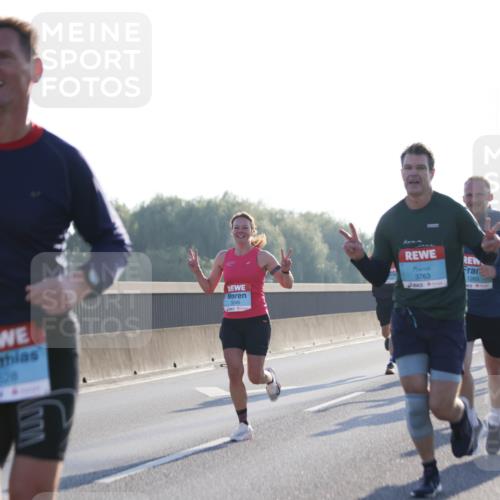 03.10.2025 - Köhlbrandbrückenlauf Jannik Wohlers http://msf.ph/oto/9056505 03.10.2025 09:13:14 Position 3 9828, 3249, 3763, 1265, 2024 meine-sportfotos.de