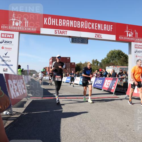 03.10.2025 - Köhlbrandbrückenlauf Lena Gebhardt http://msf.ph/oto/9056507 03.10.2025 13:08:19 Ziel 4307, 4409, 4768, 5243, 5804, 5994, 6021, 6569, 6774, 6824 meine-sportfotos.de