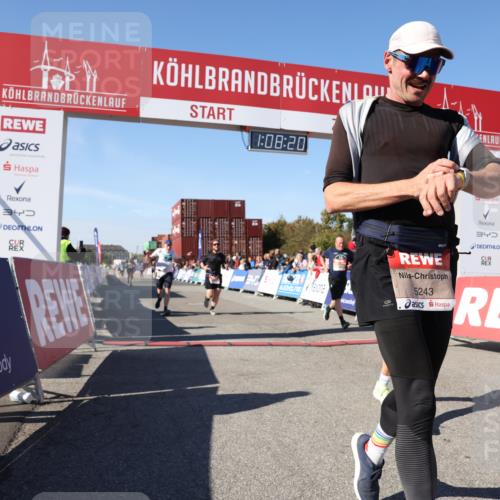 03.10.2025 - Köhlbrandbrückenlauf Lena Gebhardt http://msf.ph/oto/9056543 03.10.2025 13:08:20 Ziel 4307, 4409, 4768, 5243, 5804, 5994, 6021, 6369, 6569, 6824 meine-sportfotos.de