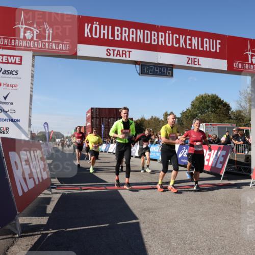 03.10.2025 - Köhlbrandbrückenlauf Lena Gebhardt http://msf.ph/oto/9056587 03.10.2025 13:24:46 Ziel 4567, 4616, 4810, 5150, 5527, 6113, 6114, 6198, 6209, 6210, 6211, 6473, 6598, 6599 meine-sportfotos.de
