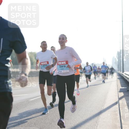 03.10.2025 - Köhlbrandbrückenlauf Jannik Wohlers http://msf.ph/oto/9056607 03.10.2025 09:13:16 Position 3 2024, 44, 1960, 3223, 104, 1251 meine-sportfotos.de