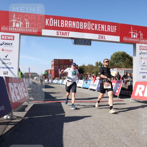03.10.2025 - Köhlbrandbrückenlauf Lena Gebhardt http://msf.ph/oto/9056608 03.10.2025 13:08:23 Ziel 4307, 4768, 5243, 5804, 5994, 6021, 6369, 6569 meine-sportfotos.de