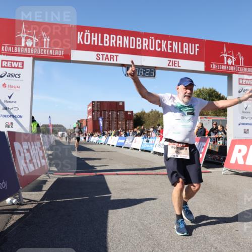 03.10.2025 - Köhlbrandbrückenlauf Lena Gebhardt http://msf.ph/oto/9056659 03.10.2025 13:08:24 Ziel 4307, 4768, 5243, 5804, 5994, 6021, 6369, 6569, 6647 meine-sportfotos.de