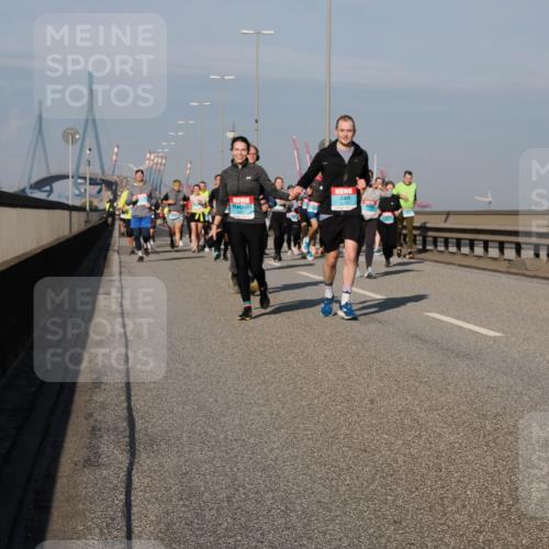 03.10.2025 - Köhlbrandbrückenlauf Fabian Wolf http://msf.ph/oto/9056676 03.10.2025 10:03:35 Position 3  meine-sportfotos.de