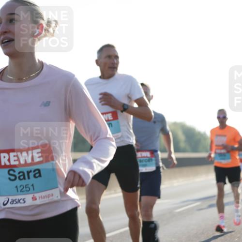 03.10.2025 - Köhlbrandbrückenlauf Jannik Wohlers http://msf.ph/oto/9056683 03.10.2025 09:13:18 Position 3 1251 meine-sportfotos.de