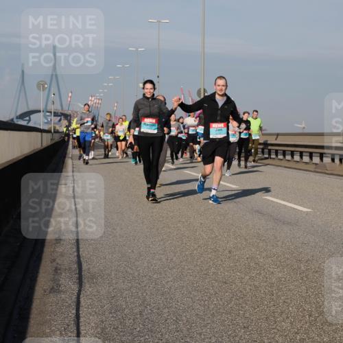 03.10.2025 - Köhlbrandbrückenlauf Fabian Wolf http://msf.ph/oto/9056685 03.10.2025 10:03:35 Position 3 2016 meine-sportfotos.de