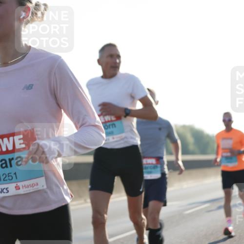 03.10.2025 - Köhlbrandbrückenlauf Jannik Wohlers http://msf.ph/oto/9056688 03.10.2025 09:13:18 Position 3 1251, 040 meine-sportfotos.de