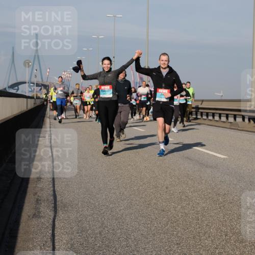 03.10.2025 - Köhlbrandbrückenlauf Fabian Wolf http://msf.ph/oto/9056700 03.10.2025 10:03:35 Position 3 2016 meine-sportfotos.de