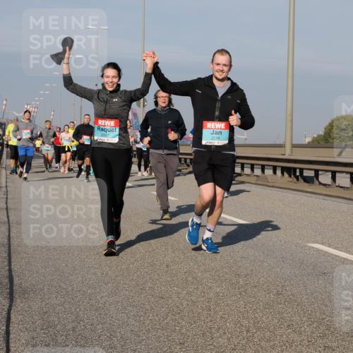 03.10.2025 - Köhlbrandbrückenlauf Fabian Wolf http://msf.ph/oto/9056763 03.10.2025 10:03:37 Position 3 2097, 2016 meine-sportfotos.de