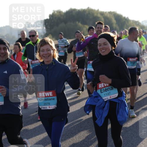 03.10.2025 - Köhlbrandbrückenlauf Jannik Wohlers http://msf.ph/oto/9056797 03.10.2025 09:21:03 Position 3 2977, 2140, 2078, 1147, 2512 meine-sportfotos.de