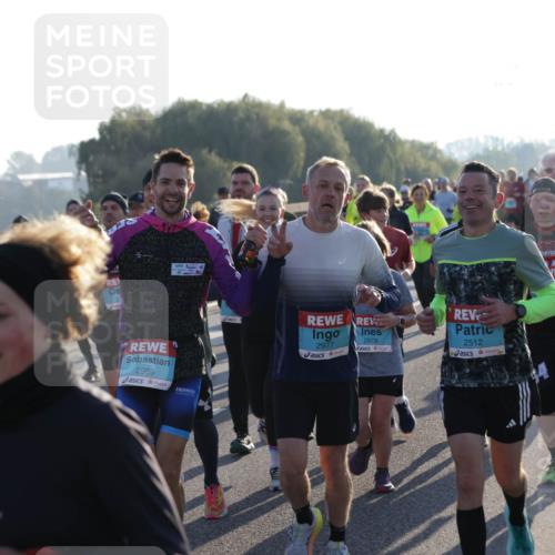 03.10.2025 - Köhlbrandbrückenlauf Jannik Wohlers http://msf.ph/oto/9056819 03.10.2025 09:21:04 Position 3 20, 2969, 2977, 2978, 2512, 3 meine-sportfotos.de