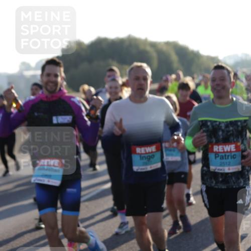 03.10.2025 - Köhlbrandbrückenlauf Jannik Wohlers http://msf.ph/oto/9056855 03.10.2025 09:21:04 Position 3 2512, 64 meine-sportfotos.de