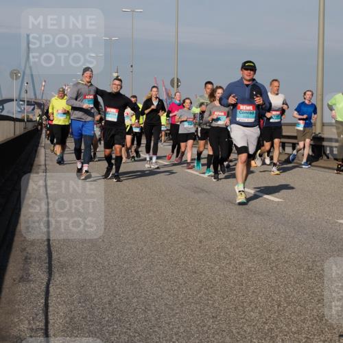03.10.2025 - Köhlbrandbrückenlauf Fabian Wolf http://msf.ph/oto/9056877 03.10.2025 10:03:41 Position 3 2053 meine-sportfotos.de