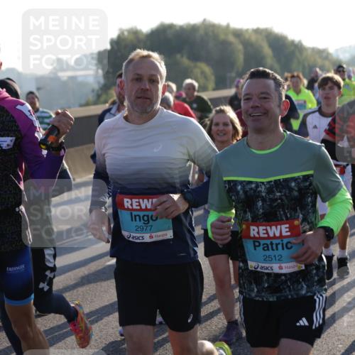 03.10.2025 - Köhlbrandbrückenlauf Jannik Wohlers http://msf.ph/oto/9056914 03.10.2025 09:21:05 Position 3 2969, 3, 2977, 2512, 3713, 84 meine-sportfotos.de