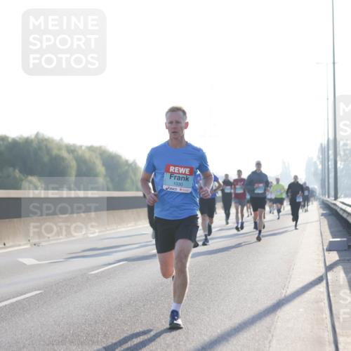 03.10.2025 - Köhlbrandbrückenlauf Jannik Wohlers http://msf.ph/oto/9056958 03.10.2025 09:13:23 Position 3 1030 meine-sportfotos.de