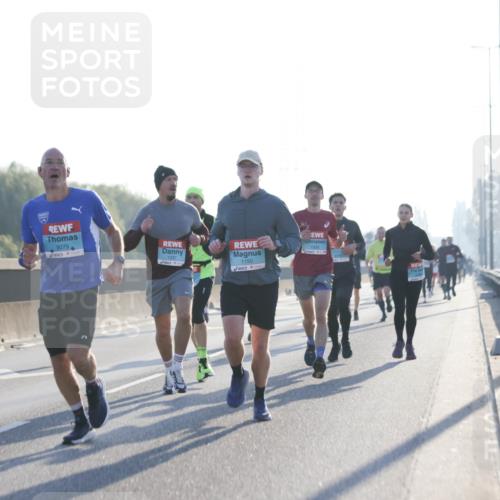 03.10.2025 - Köhlbrandbrückenlauf Jannik Wohlers http://msf.ph/oto/9057002 03.10.2025 09:13:27 Position 3 3079, 1150 meine-sportfotos.de