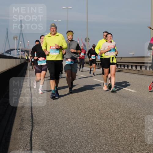 03.10.2025 - Köhlbrandbrückenlauf Fabian Wolf http://msf.ph/oto/9057077 03.10.2025 10:03:46 Position 3 2314, 3221, 222 meine-sportfotos.de