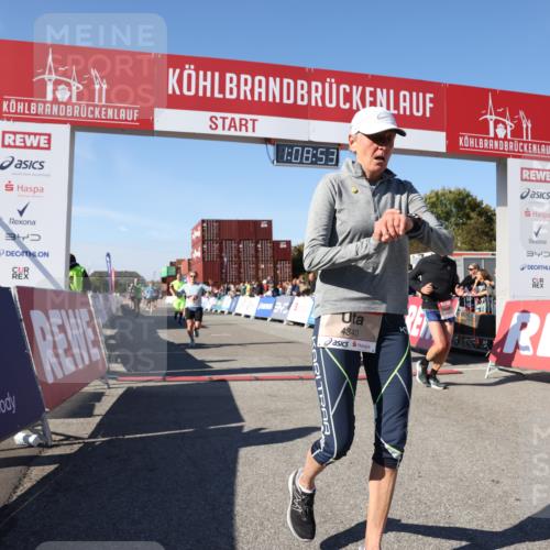 03.10.2025 - Köhlbrandbrückenlauf Lena Gebhardt http://msf.ph/oto/9057094 03.10.2025 13:08:53 Ziel 4138, 4213, 4340, 4505, 4544, 5705, 5842, 6034, 6232, 6233 meine-sportfotos.de