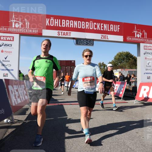 03.10.2025 - Köhlbrandbrückenlauf Lena Gebhardt http://msf.ph/oto/9057150 03.10.2025 13:08:58 Ziel 4057, 4138, 4197, 4340, 4346, 4381, 4403, 4505, 4544, 5705, 5842, 6034, 6233, 6372 meine-sportfotos.de