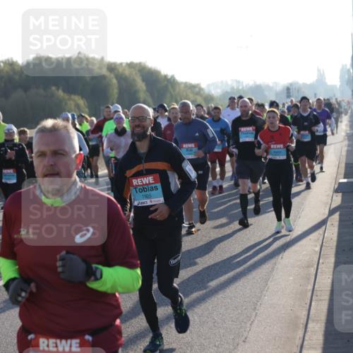 03.10.2025 - Köhlbrandbrückenlauf Jannik Wohlers http://msf.ph/oto/9057154 03.10.2025 09:21:10 Position 3 1925 meine-sportfotos.de