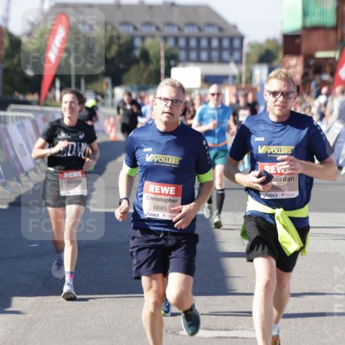 03.10.2025 - Köhlbrandbrückenlauf Jannik Wohlers http://msf.ph/oto/9057159 03.10.2025 13:11:18 Ziel 4135, 4293, 4521, 4597, 5218, 5258, 5522, 5754, 6080, 6272, 6572, 6685, 6686, 6726, 6727, 6751 meine-sportfotos.de