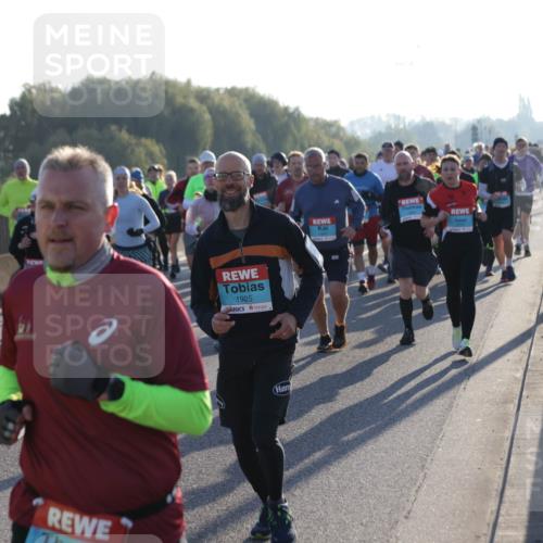 03.10.2025 - Köhlbrandbrückenlauf Jannik Wohlers http://msf.ph/oto/9057164 03.10.2025 09:21:11 Position 3 1925 meine-sportfotos.de