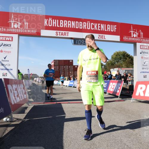 03.10.2025 - Köhlbrandbrückenlauf Lena Gebhardt http://msf.ph/oto/9057187 03.10.2025 13:09:00 Ziel 4057, 4138, 4197, 4346, 4381, 4403, 4505, 4544, 5705, 5842, 6233, 6372 meine-sportfotos.de